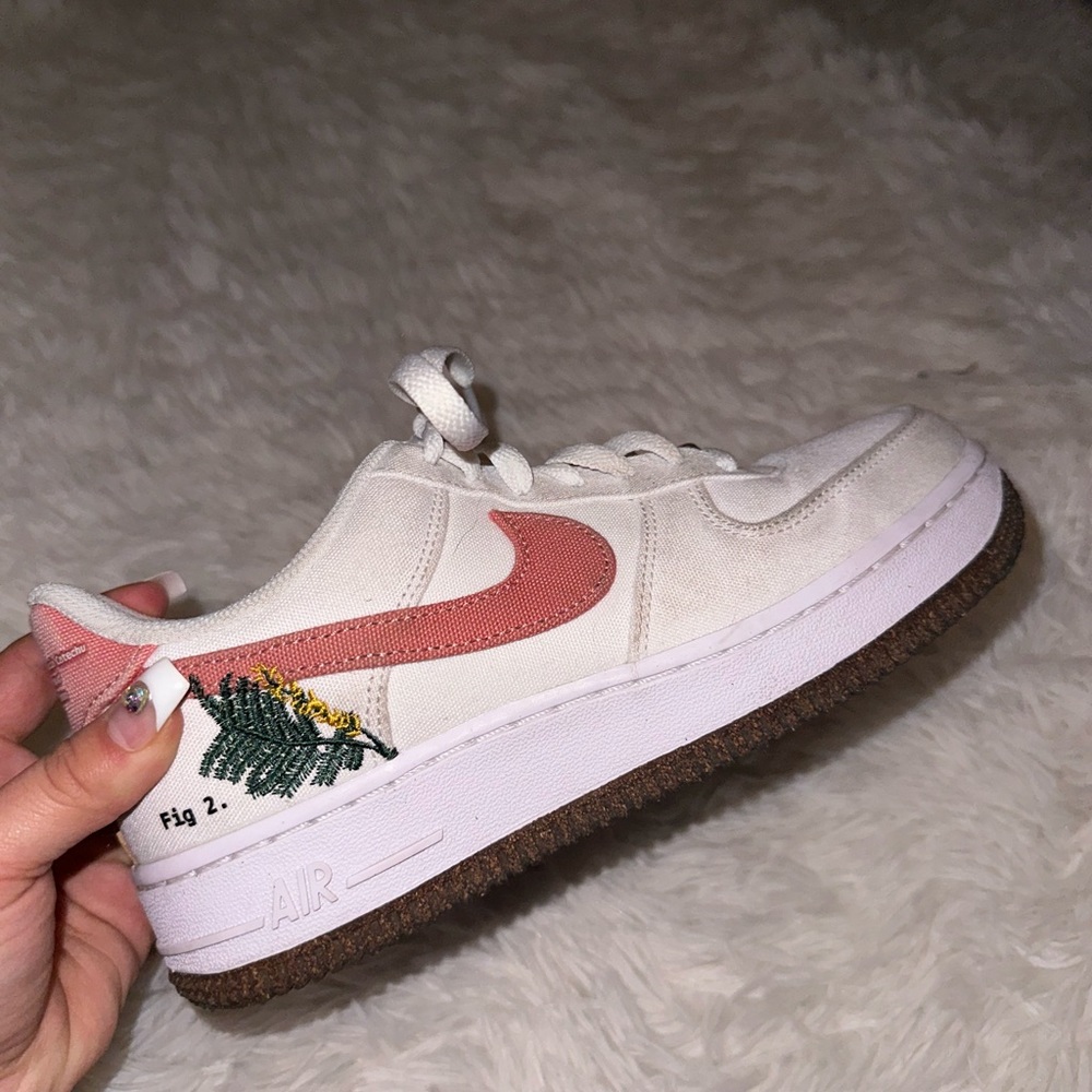 women’s air force 1’s